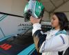 رانندگی اولین زن عربستان سعودی در مسابقات اتومبیل‌رانی +عکس