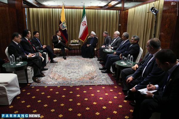 نشستن توهین آمیز رئیس جمهور اکوادور مقابل روحانی(عکس)