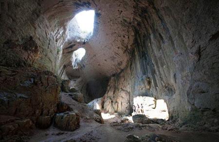 غار باور نکردنی در بلغارستان (تصاویر)
