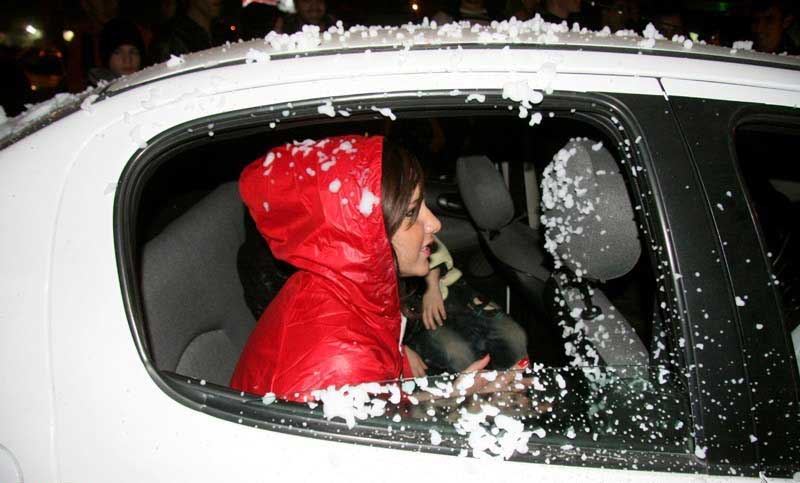 دختران دو آتيشه طرفدار تيم تراكتور(تصاویر)