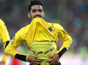 مهدی شریفی به تراکتور پیوست