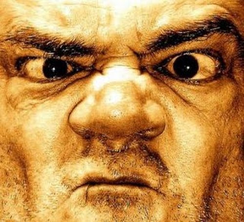 چهرهای عبوس دارم !!