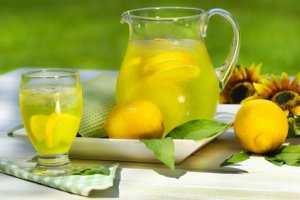 نوشیدنی لیمو را صبح ناشتا بخورید