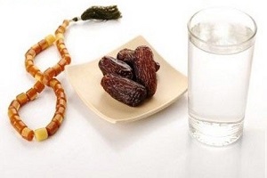 چگونه با 17 ساعت روزه داری در فصل گرما تشنه نشویم؟ 