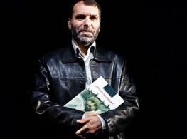 ده نمکی: رهبری پرسیدند پول کتاب‌ها را از کجا می‌آورید گفتم: کلاهبرداری!