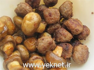 طرز تهيه فتو چینی با سس گوشت قلقلی