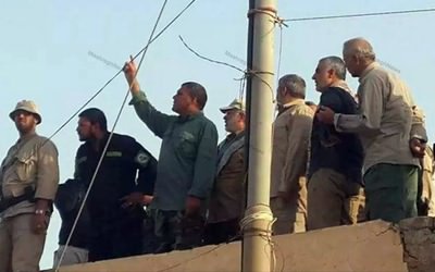 عکس/ حاج قاسم سليماني بر پشت بام