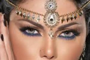 جنجال فرهنگی لباس هیفا وهبی با داعش