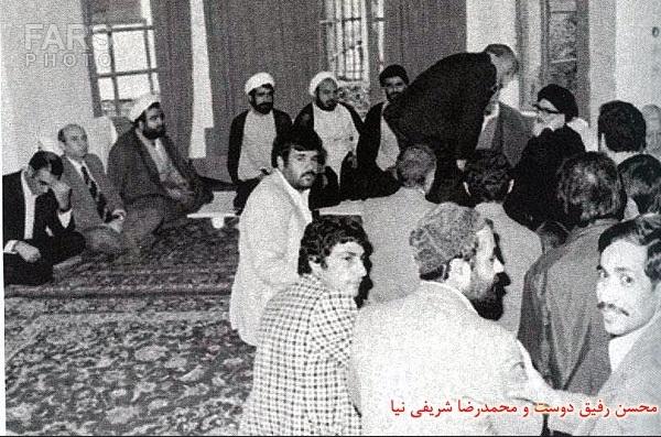 محمدرضا شريفي نيا در حضورآیتالله طالقانی +عكس