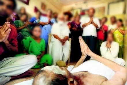 عكس/ عجیب ترین روش روزه داری در هند