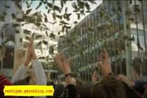 تصادف خودرو حمل پول و باران اسکناس (فيلم)