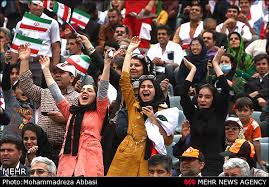 عدم موافقت حضور زنان در ورزشگاهها