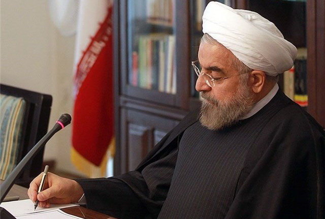 پاسخ روحانی به دانشجویان فداکار