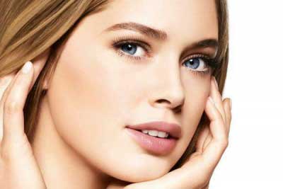 ۱۴ نکته آرایش برای چاق تر نشان دادن صورت خانم ها