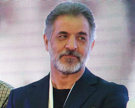 بیوگرافی بهشاد شریفیان