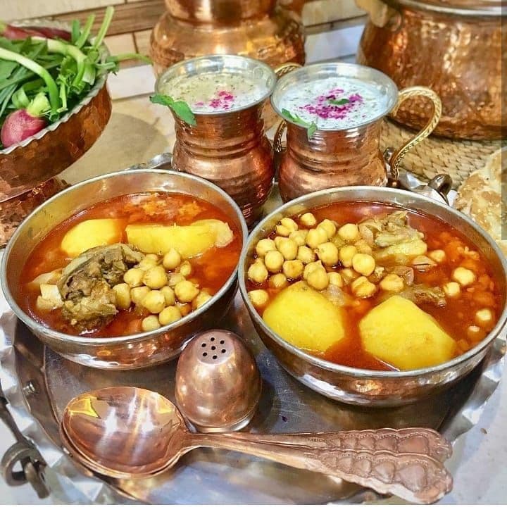 آبگوشت کلم قمری