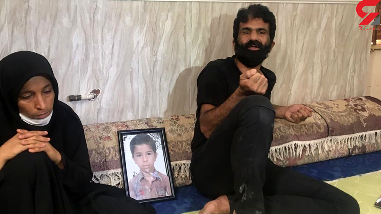 عکس از پدر و مادر کودک 10 ساله ای که در دیر خودکشی کرد / مدیر مدرسه به ما موبایل نداده است