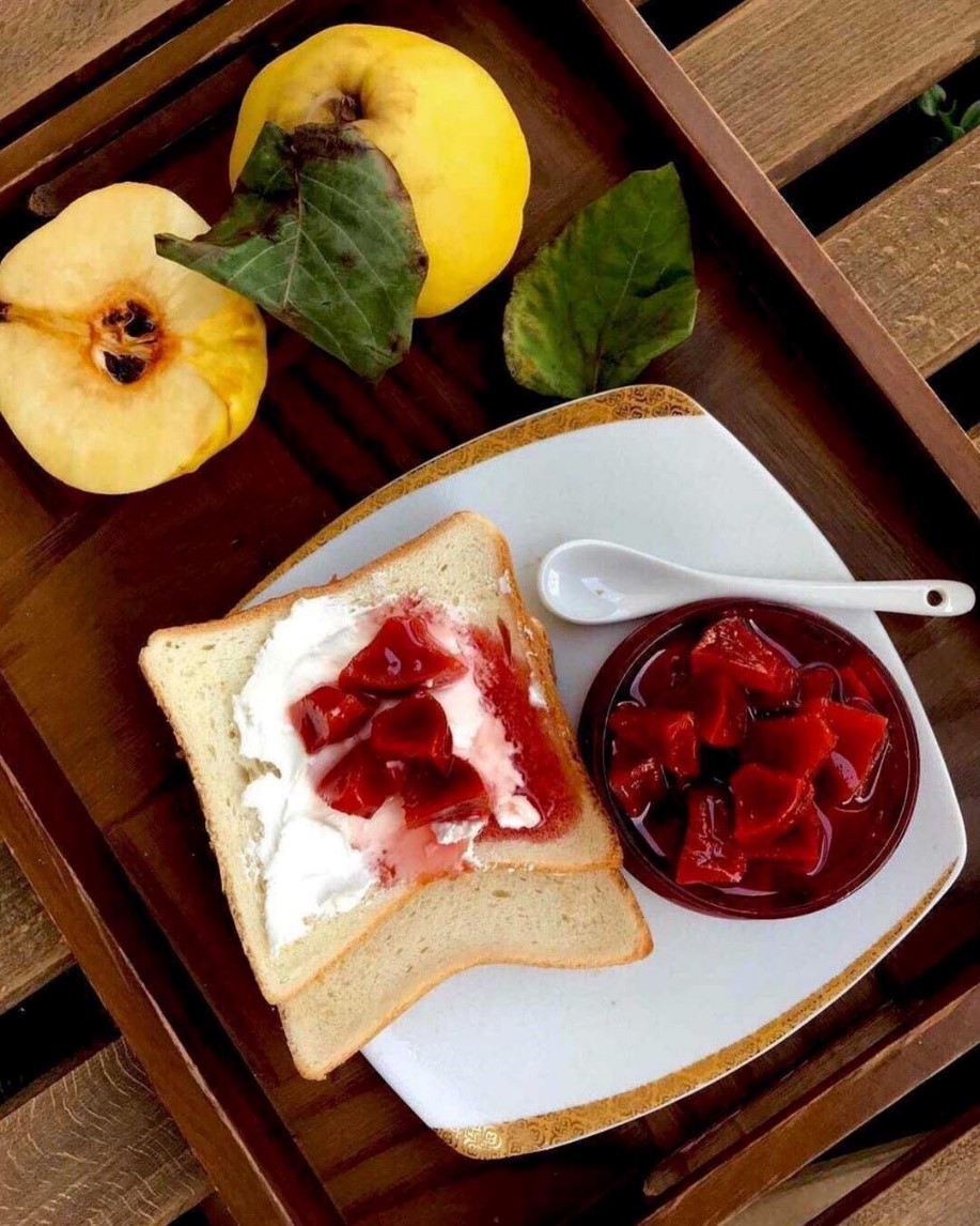 طرز تهیه سه مدل مربای سیب، مربا گلابی و مربای به مجلسی و خوشرنگ