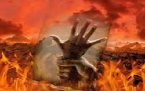 با اينكه دخترم اما عاشق دختر هم مدرسه ايم شدم