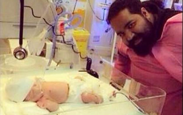 رضا صادقي در كنار دخترش +عكس