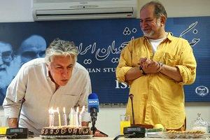 جشن تولد 64 سالگی رضا کیانیان
