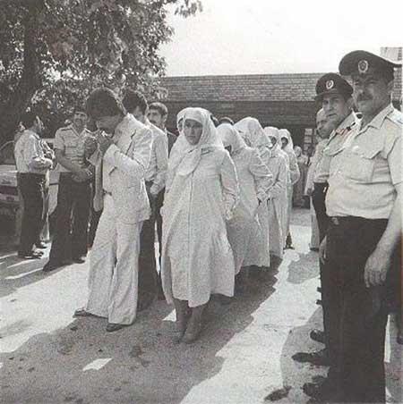 ازدواج‌ زندانیان‌ ندامتگاه‌ قصر (عکس)
