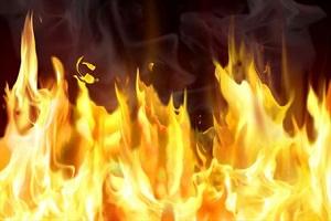 زنده زنده در آتش سوختن دختر 15 ساله