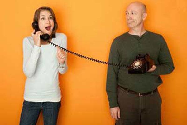 عواقب زیاد تلفن کردن به همسر